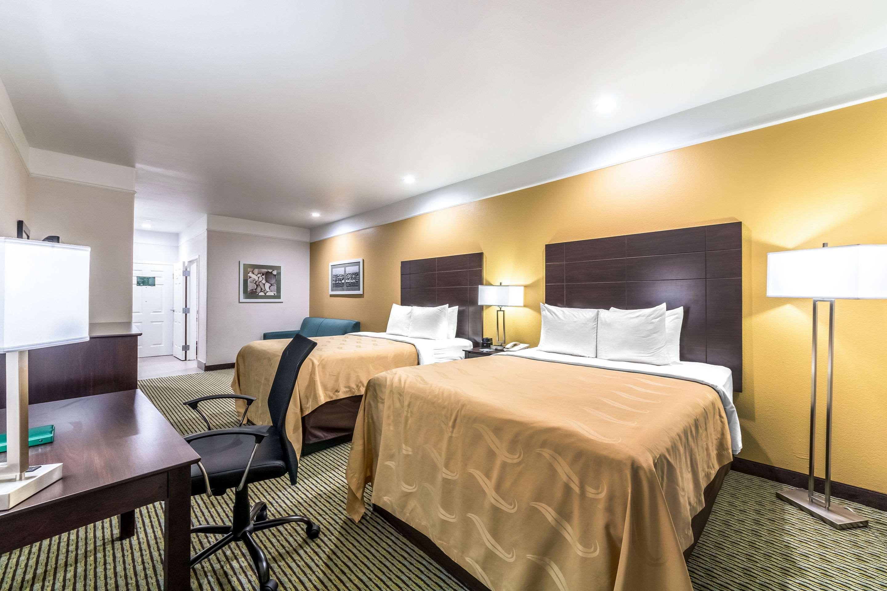 Quality Inn & Suites Seaworld North San Antonio Buitenkant foto