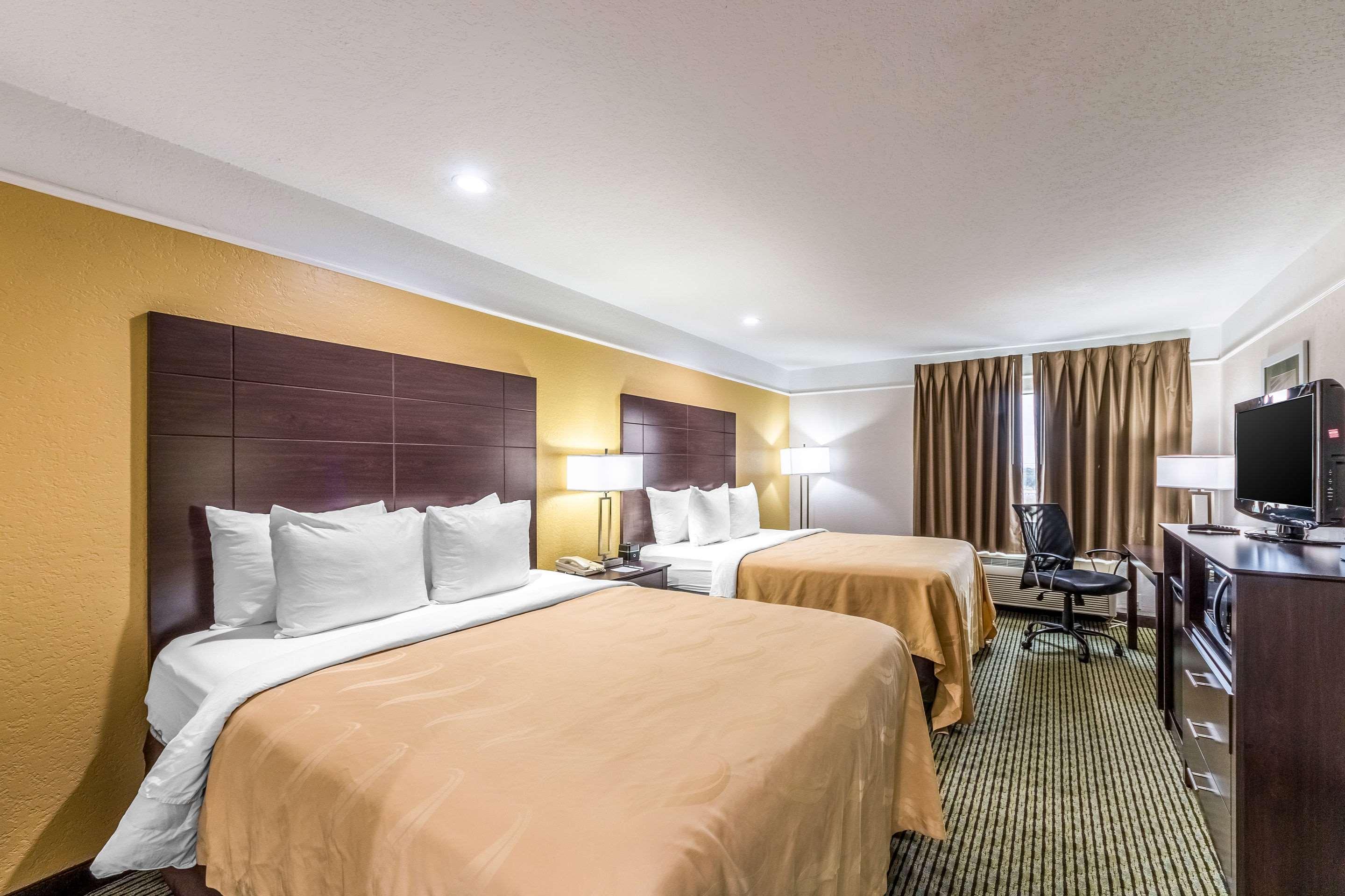 Quality Inn & Suites Seaworld North San Antonio Buitenkant foto