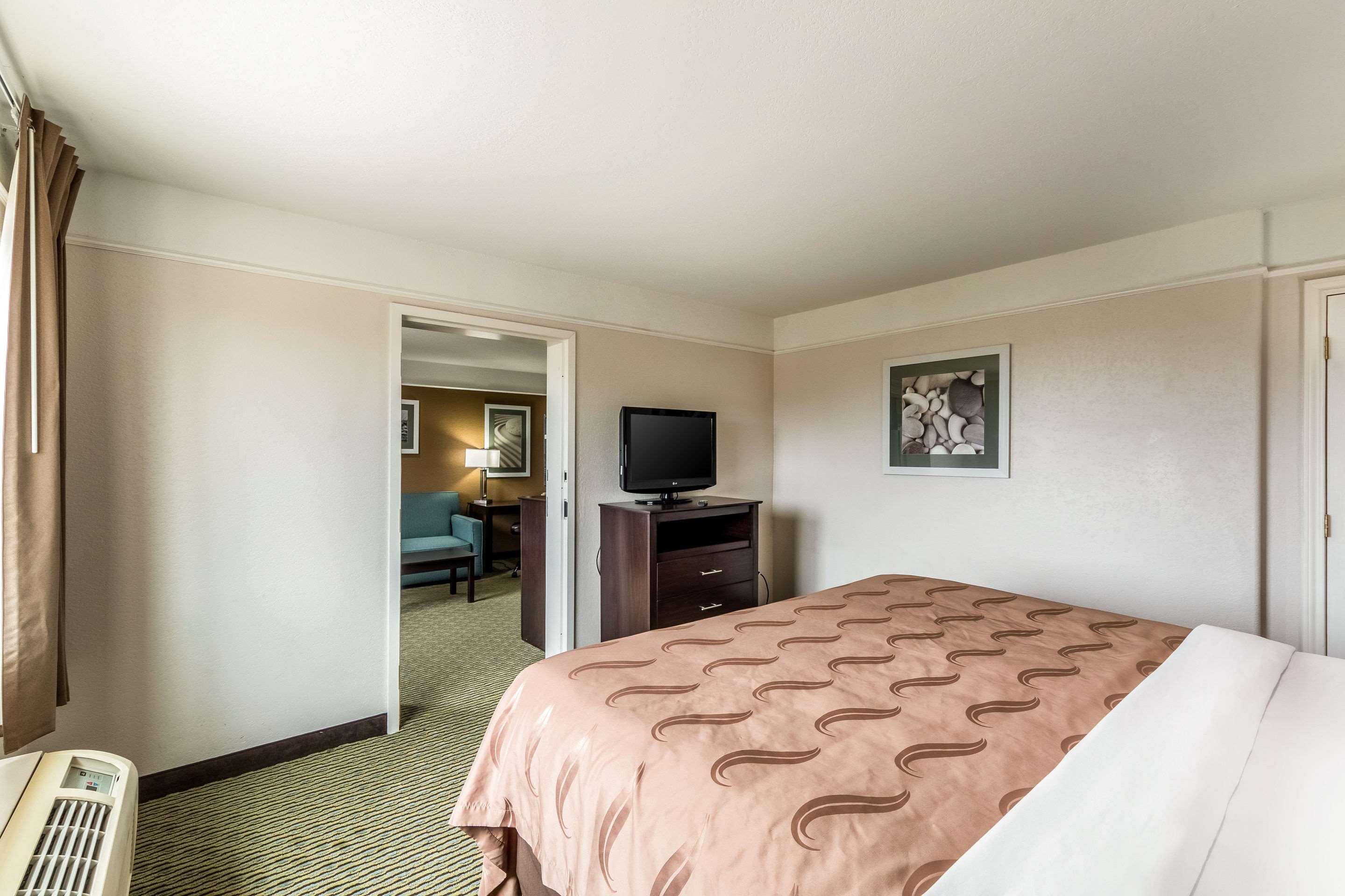 Quality Inn & Suites Seaworld North San Antonio Buitenkant foto