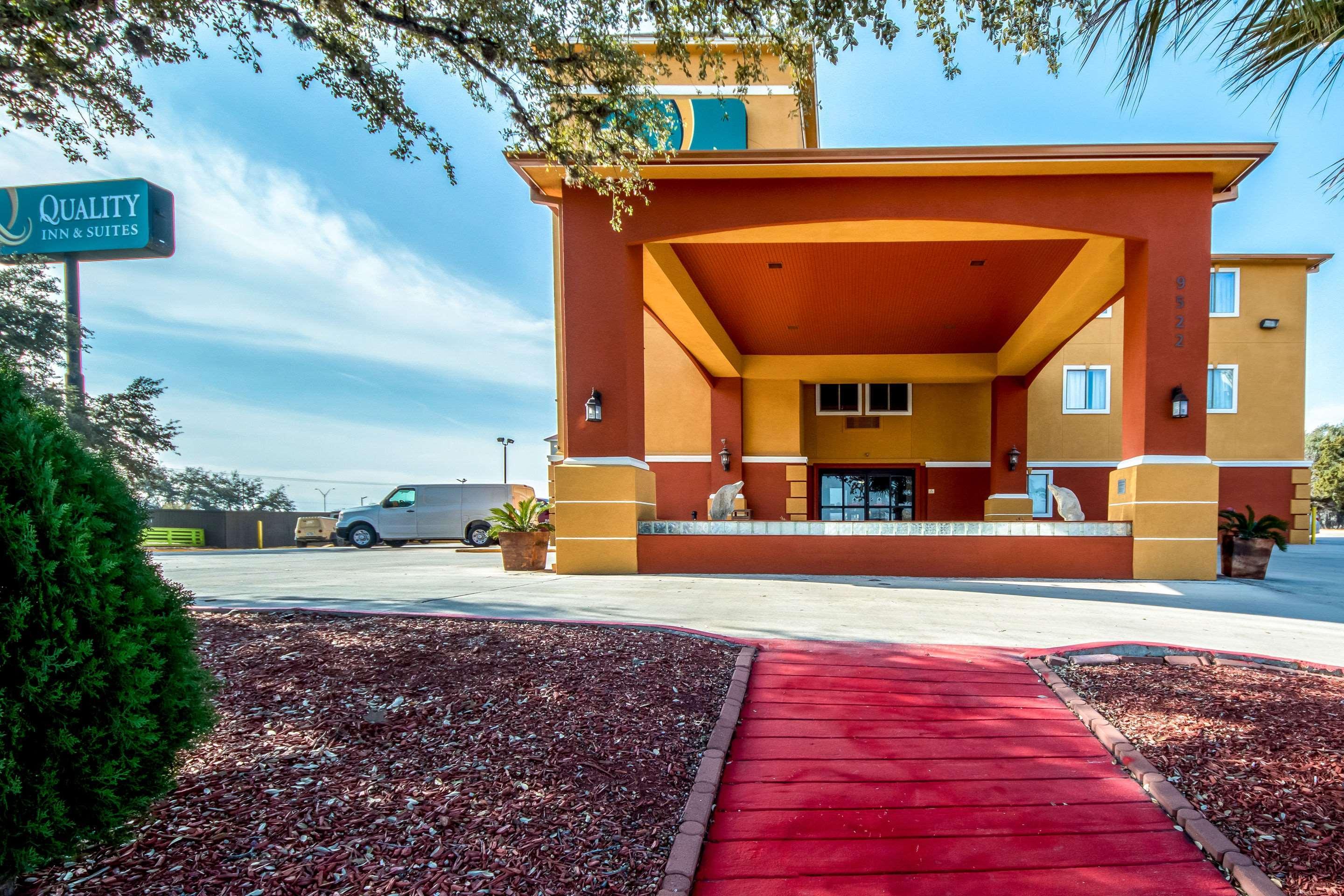 Quality Inn & Suites Seaworld North San Antonio Buitenkant foto