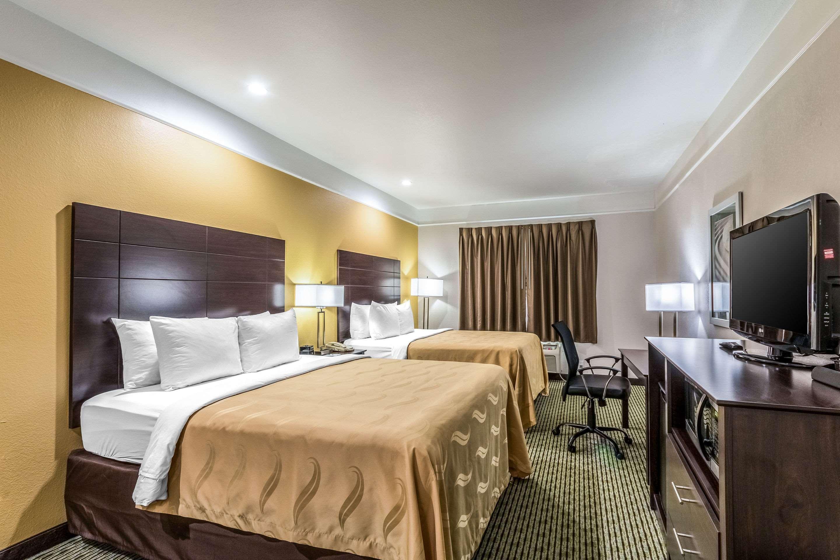 Quality Inn & Suites Seaworld North San Antonio Buitenkant foto